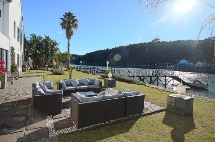 MyPond Stenden Hotel on the banks of the Kowie river